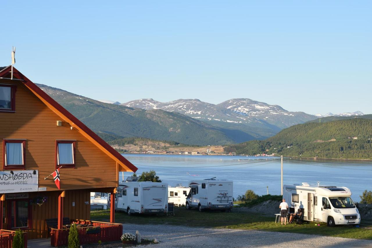 Lundhogda Camping Og Motell Fauske Exteriör bild