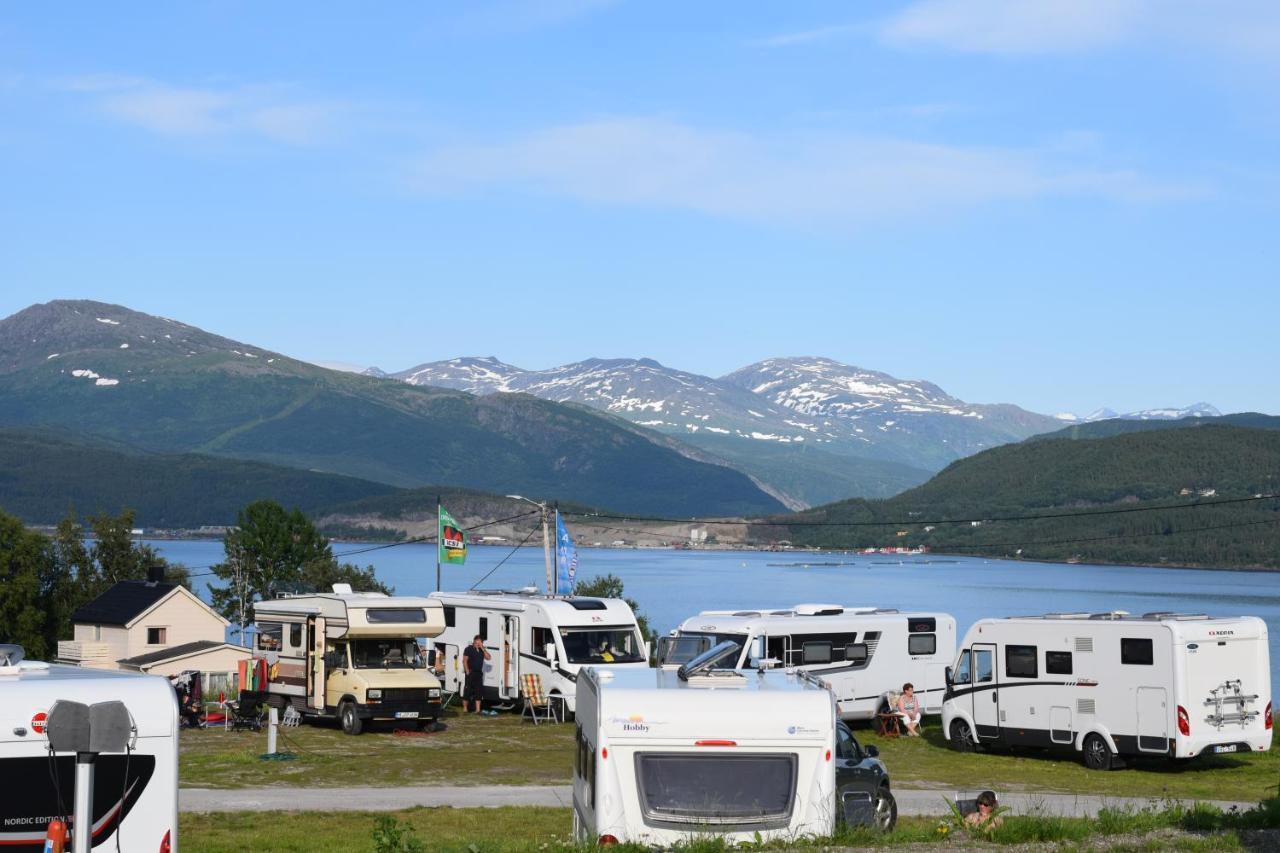 Lundhogda Camping Og Motell Fauske Exteriör bild